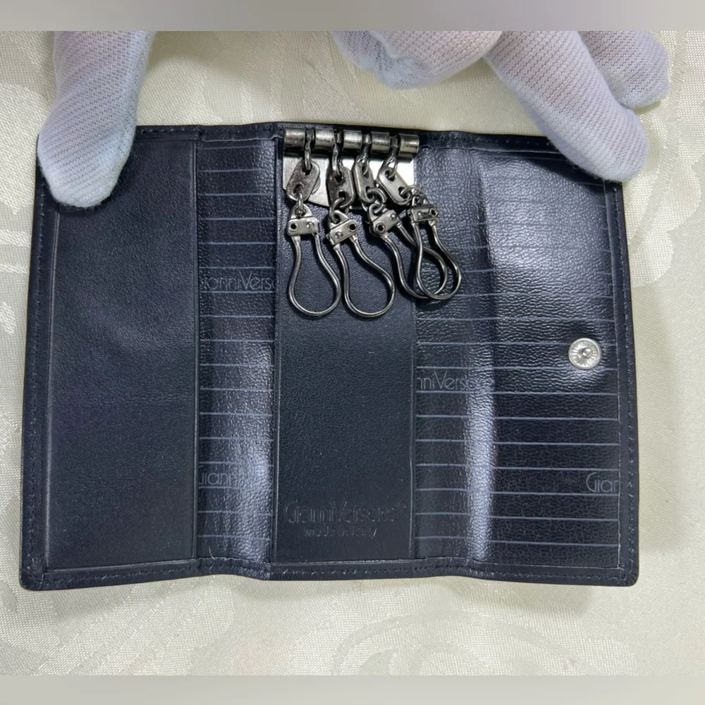 Versace six key